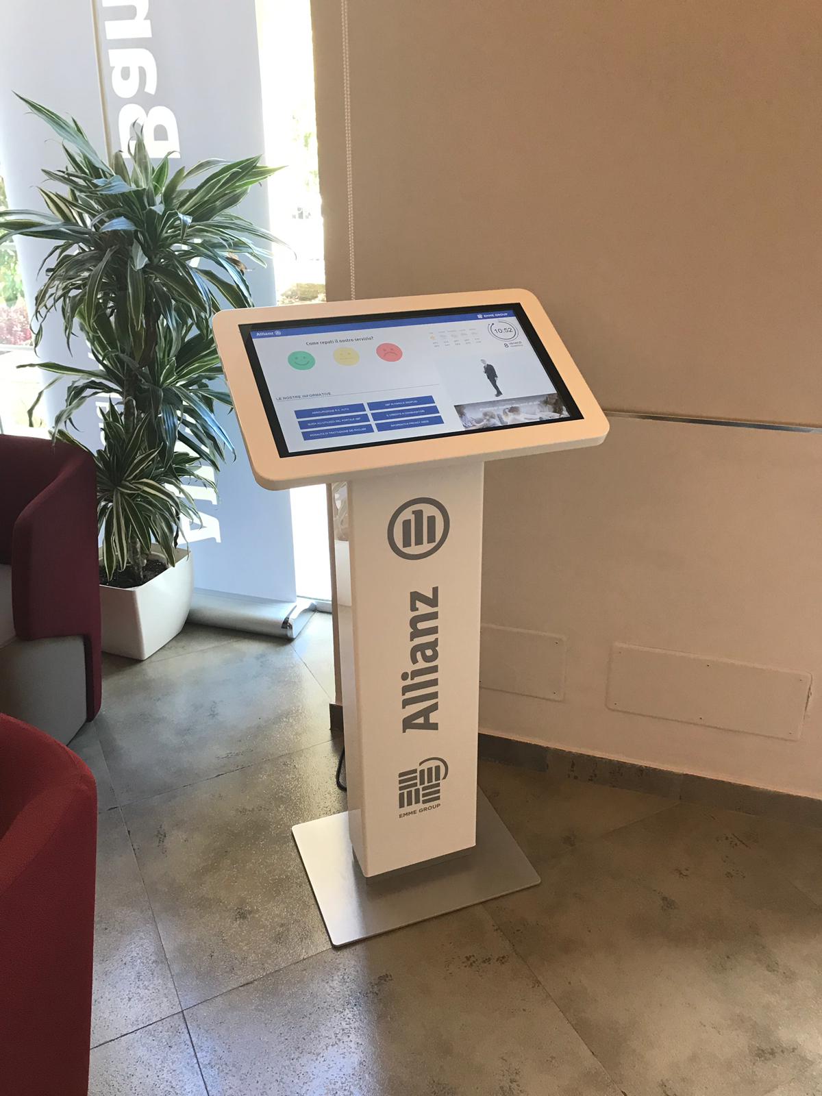 Totem soddisfazione cliente | Totem multimediale
